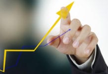 Bolsas americanas renovam recorde. Brasileira se sustenta entre altas e baixas diante da economia e política problemáticas Ibovespa Fecha a Semana em Maior Patamar dos Últimos 10 Anos