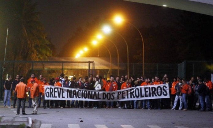 Governo Não Consegue Impedir Paralisação dos Petroleiros