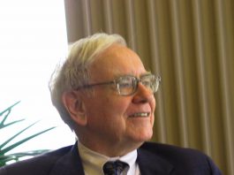 Warren Buffett afirma que embora Coronavírus seja assustador não venderá