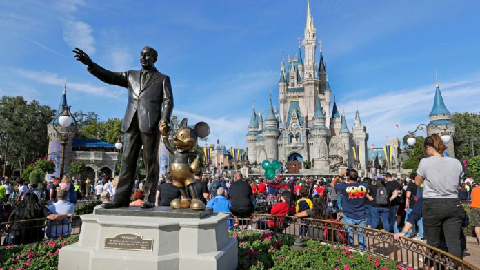 Demissões na Disney devem superar os 28 mil funcionários