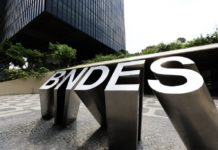 TCU ignora própria orientação técnica e retira salários de servidores do Estatal BNDES de teto constitucional Lucro do BNDES no terceiro trimestre é de R$ 8,73 bilhões