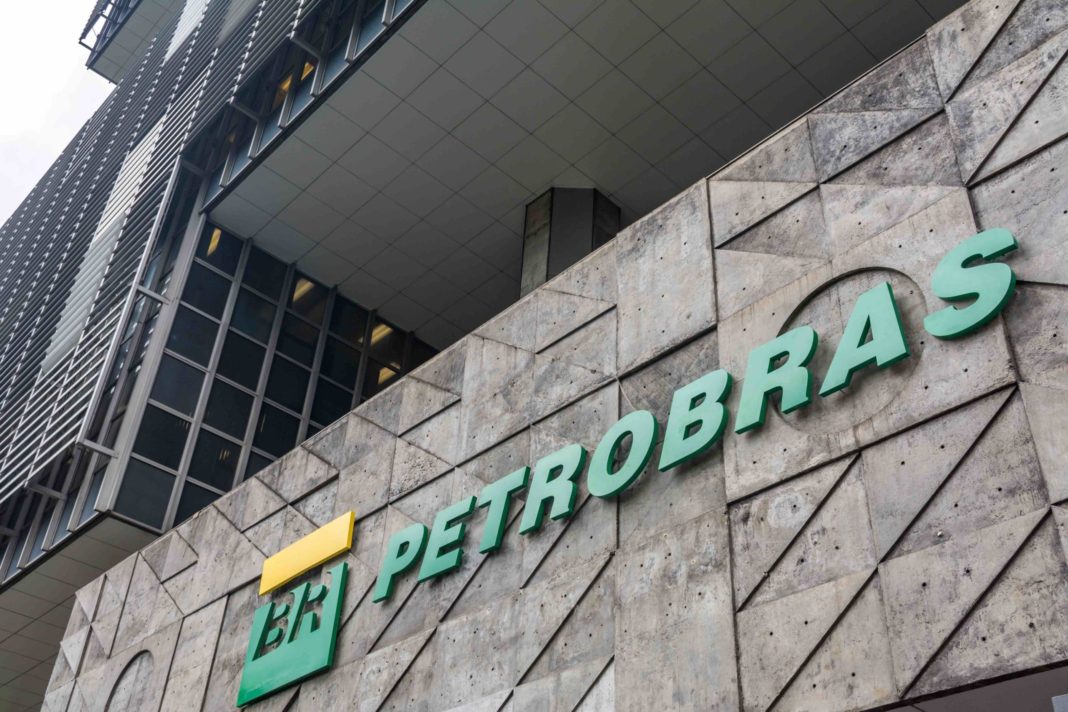 Conselheiros da Petrobras decidem deixar seus cargos