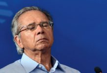 Fundos Imobiliários Federais são parte de plano de desestatização Maiores oportunidades de investimento estarão no Brasil afirma Guedes