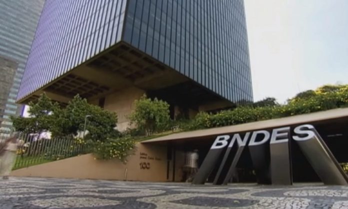 BNDES lucra quase R$ 10 bilhões com venda de ações da Vale