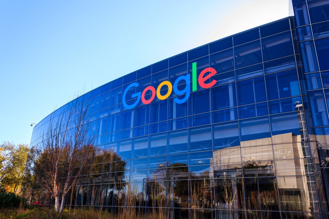Google é multado por não remunerar direitos autorais de publicações