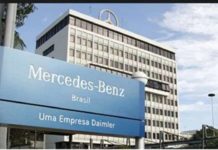 Mercedes-Benz disputa com Tesla produção de carros elétricos Mercedes-Benz disputa com Tesla produção de carros elétricos