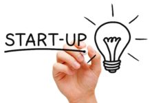 Startups recebem investimento record em 2021 Startups recebem investimento record em 2021. A informação faz parte do levantamento feito pela plataforma de inovação Distrito. Assim, apenas nos primeiros sete meses deste ano, o chamado corporate venture capital movimentou cerca de 622 milhões de dólares em negócios de base tecnológica, por meio de 22 aportes. Isso já é superior ao triplo do aportado em 2020, de 199 milhões de dólares, em 27 negociações. O estudo traz uma análise do setor nos últimos 20 anos, com 212 rodadas desse perfil, das quais 162 tiveram os volumes