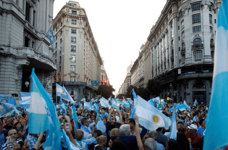 argentina tem inflação de quase 80%