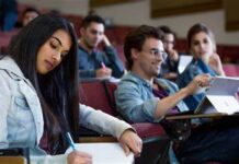 Universitários denunciam intolerância política em universidades e pedem providências