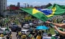 Manifestações contra Lula borbulham no Brasil MANIFESTAÇÕES BORBULHAM LULA