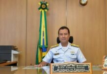 Comandante da Marinha não prestará continência a Lula Comandante da Marinha não prestará