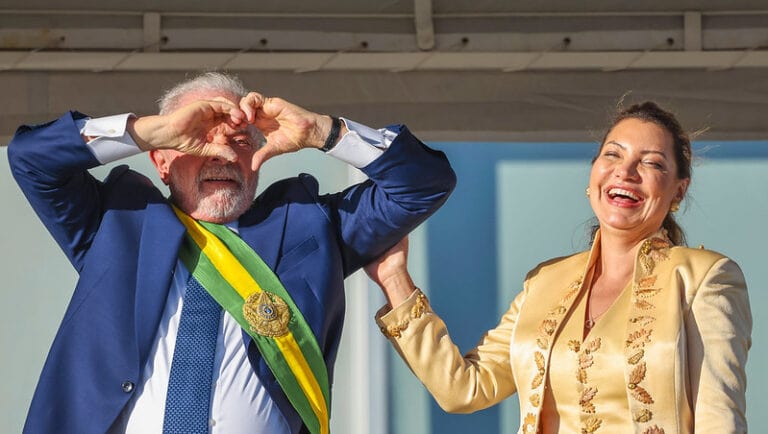 Lula paga mais de cerimonia posse