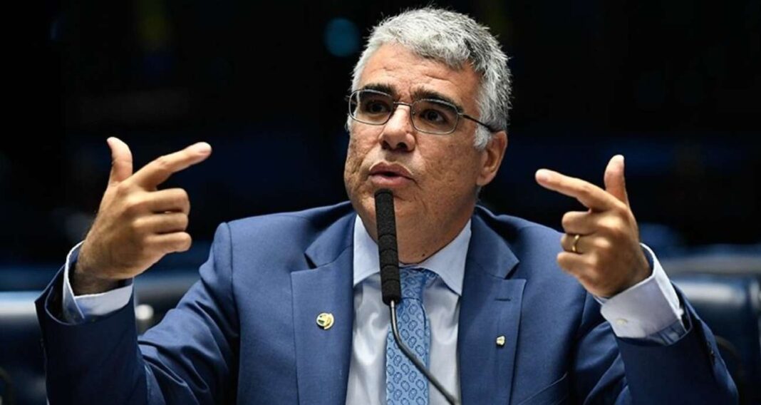 Senador Girão aciona PGR contra Dino e ministro GSI.