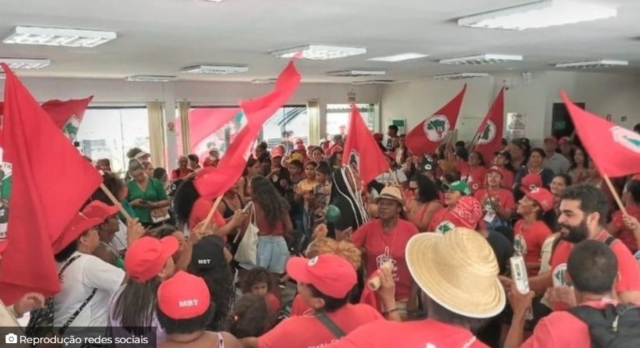 MST invade sede do Instituto de Terra do Pará