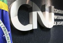 Desembargadores são afastados por julgarem casos em que supostamente deveriam se declarar impedidos Cofres públicos devem arcar com auxílio-creche à magistrados decide o