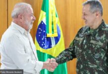 Pela primeira vez na história representante militar americano é impedido de visitar base brasileira Comandante do Exército no governo Lula já recebeu