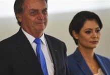 Bolsonaro no Congresso recebe moção de apoio em resposta as imposições para calar o ex-presidente