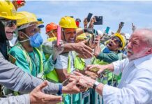 Governo Lula recebe mais de 100% do que a empresa paga ao trabalhador em impostos, aponta estudo