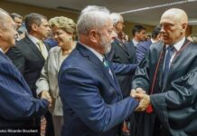 Lula avaliza ações de Moraes sobre X e Starlink com censura e insegurança jurídica ao investidor. Além de risco para Forças Armadas Lula avaliza ações de Moraes sobre X e Starlink com censura