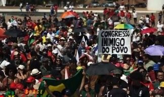 Partido de esquerda PCO afirma que manifestação progressista do domingo foi mobilizada pela Globo, ONGs e "influenciadores de aluguel"