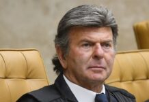 Bolsonaro é absolvido por ausência de provas legítimas das acusações e processo deve ser anulado, segundo único juiz de carreira do STF