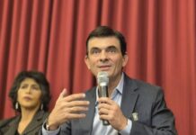 Presidente da Bolívia denuncia cofres públicos saqueados pelos governos de esquerda e crise histórica