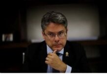 Senador denuncia atuação ilegal do STF no Parlamento brasileiro e diz que “defesa da democracia virou desculpa para qualquer canalhice”