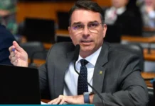 Presidente do MBL reaparece em ano eleitoral e ameaça Flávio Bolsonaro: “Tem que morrer”