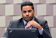 Ministro do TCU, envolvido no caso do Banco Master, e pai enviaram emendas para 300 casas em Roraima; só uma foi erguida TCU