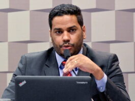 Ministro do TCU, envolvido no caso do Banco Master, e pai enviaram emendas para 300 casas em Roraima; só uma foi erguida TCU