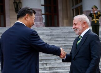 BRASIL-E-CHINA-LULA-E-XI-jiPING-MOEDA-CHINESA-COLONIZACAO.