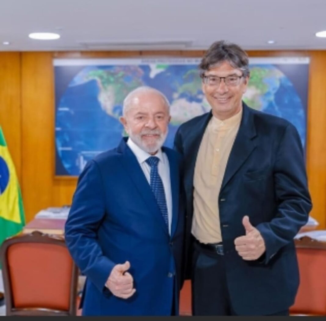 PRESIDENTE IBGE E LULA POCHMAN