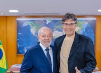 PRESIDENTE IBGE E LULA POCHMAN