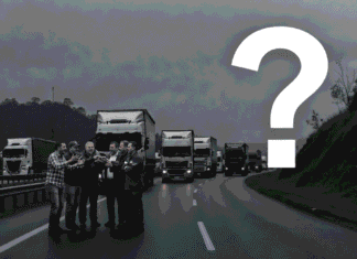 Caminhoneiros greve e caminhões analisando logistica
