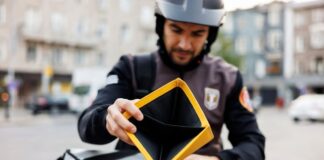 motoboy entregador de aplicativo
