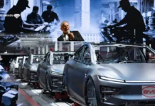 Governo Lula ignora união da CUT e Anfavea contra importação chinesa e mantém benefício à BYD; decisão coloca em risco R$ 140 bilhões em investimentos da indústria automotiva nacional byd